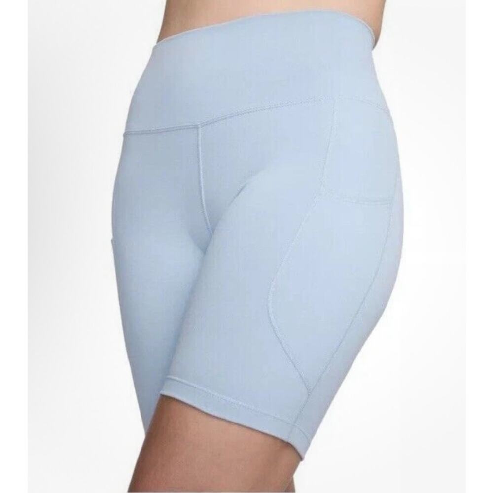 Nike Women's One High-Waisted 8" Biker‎ Shorts With Pockets NWT size small
